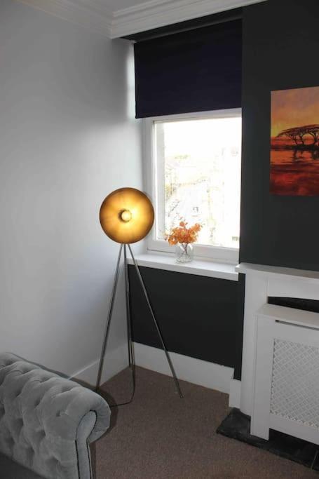 Executive Top Floor 1 Bedroom Apartment Aberdeen Eksteriør bilde